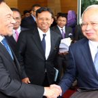 d06dc21c1960570f00c2553b65ec3a80 144x144 - Economic Policy: Najib Offers Substance, Pakatan Offers Populism